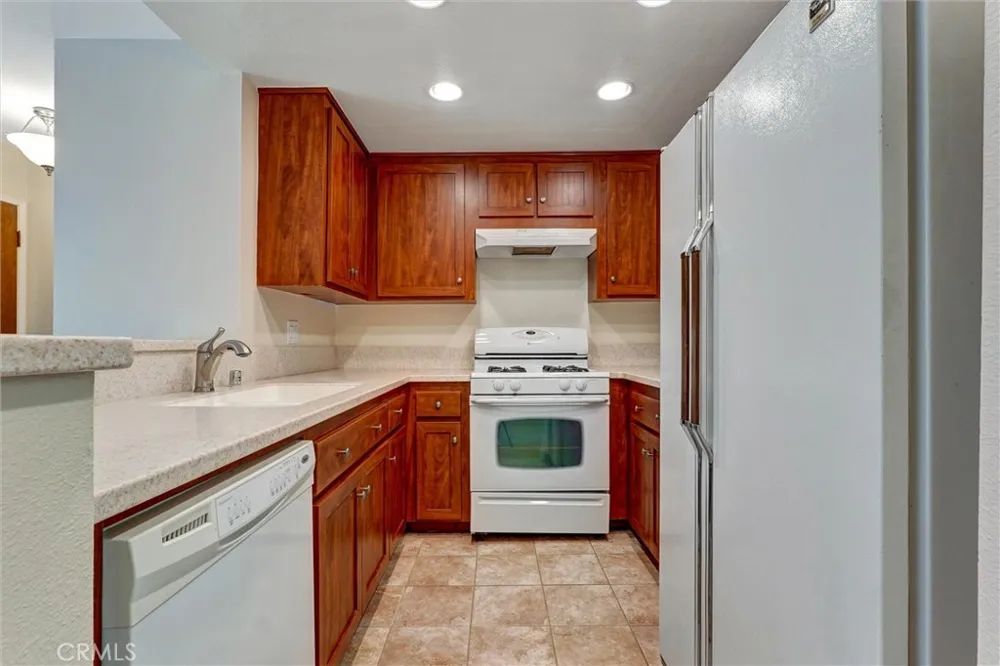 7135 Firmament Avenue #34 Van Nuys, CA 91406