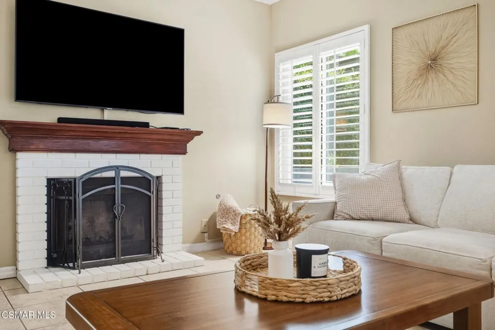 12400 Cherry Grove Street Moorpark, CA 93021
