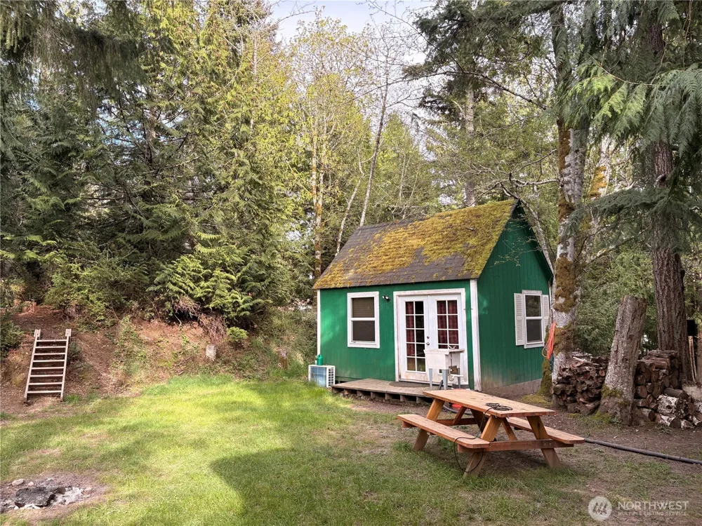 730 E Madrona Boulevard NW Lakebay, WA 98349
