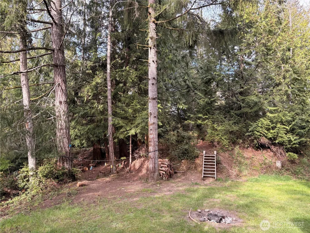 730 E Madrona Boulevard NW Lakebay, WA 98349
