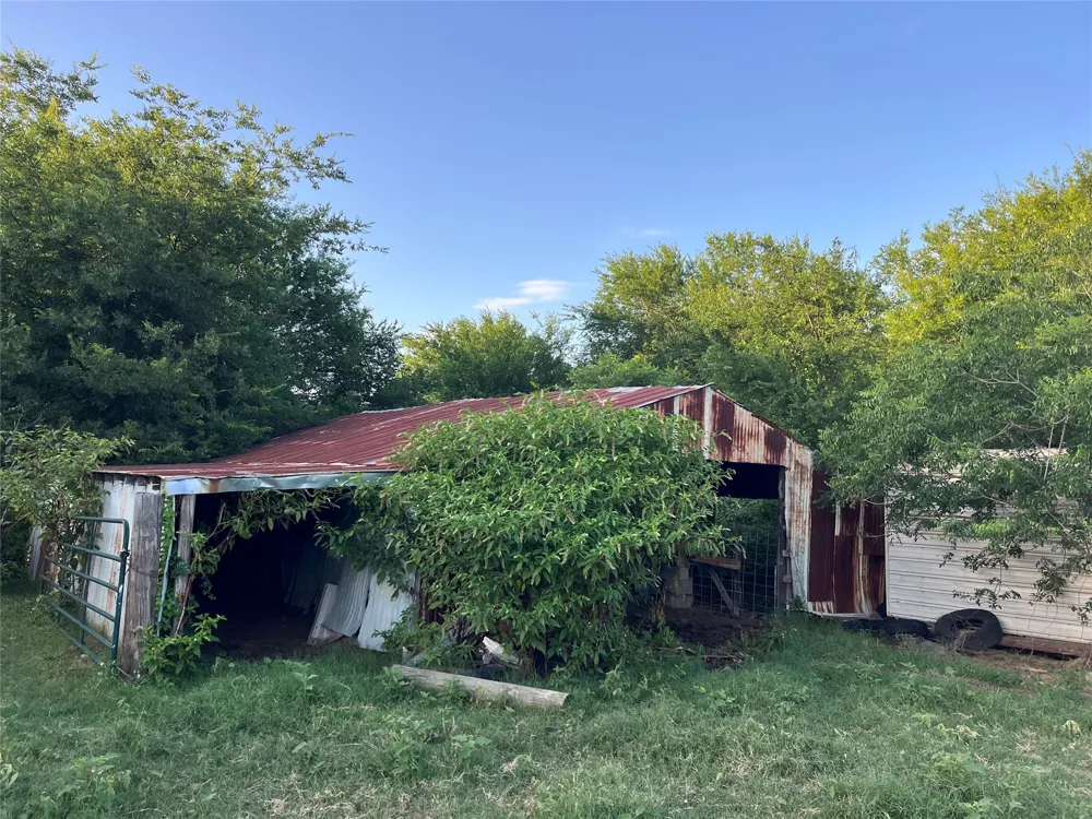 CR 4260 Mt Pleasant, TX 75455