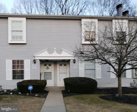 1409 HUNTINGDON MEWS