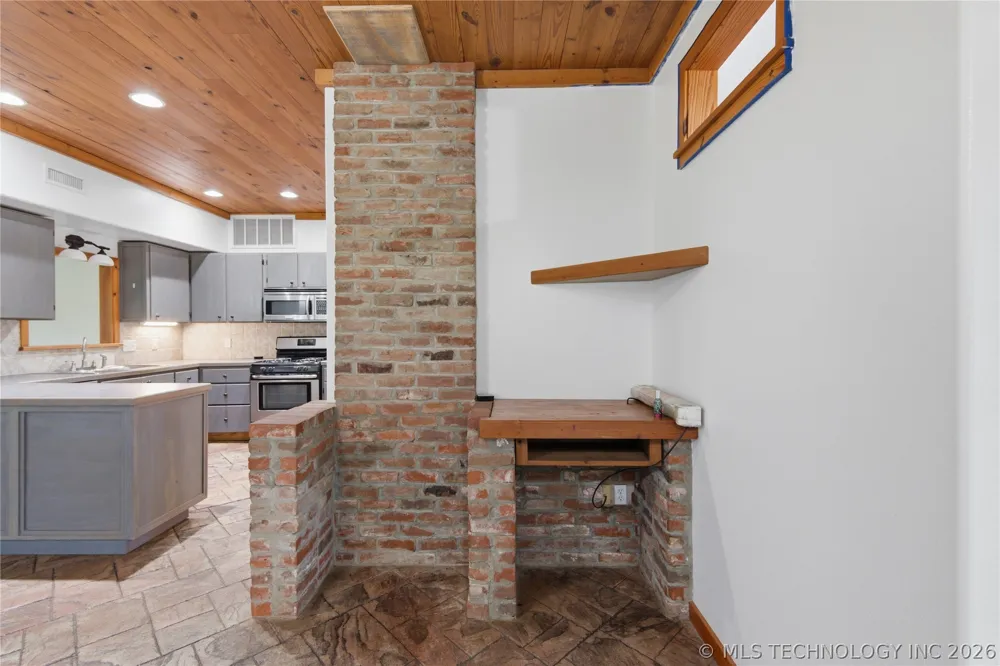 12258 431 ROAD Adair, OK 74330