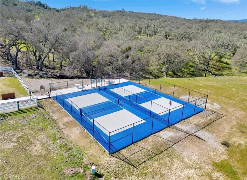 8209 Woody Point Bradley, CA 93426
