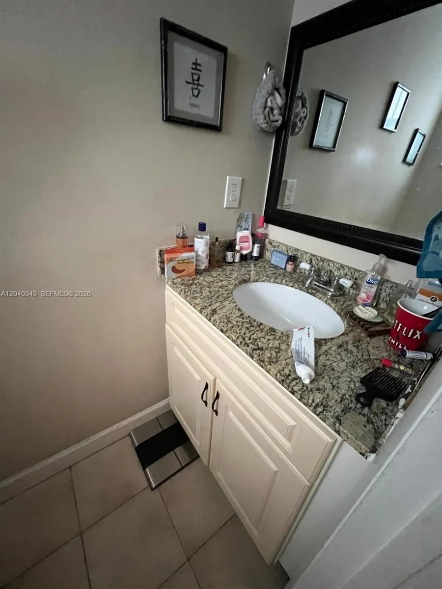 7983 NW 35th Ct #6 Coral Springs, FL 33065