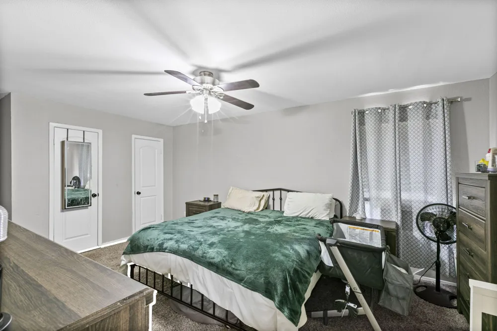 224 Crockett Hewitt, TX 76643