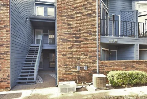 6737 S Peoria Avenue #B216