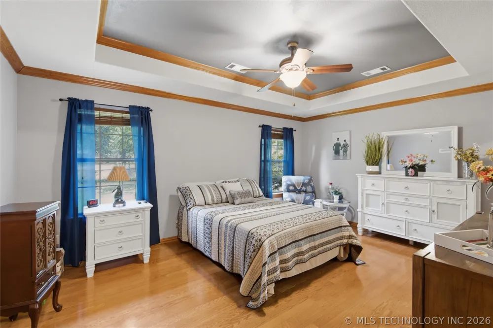 61 Hummingbird Lane Eufaula, OK 74432