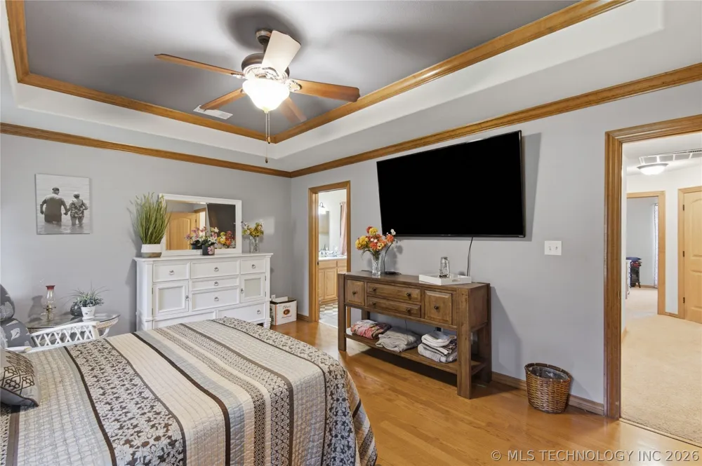 61 Hummingbird Lane Eufaula, OK 74432