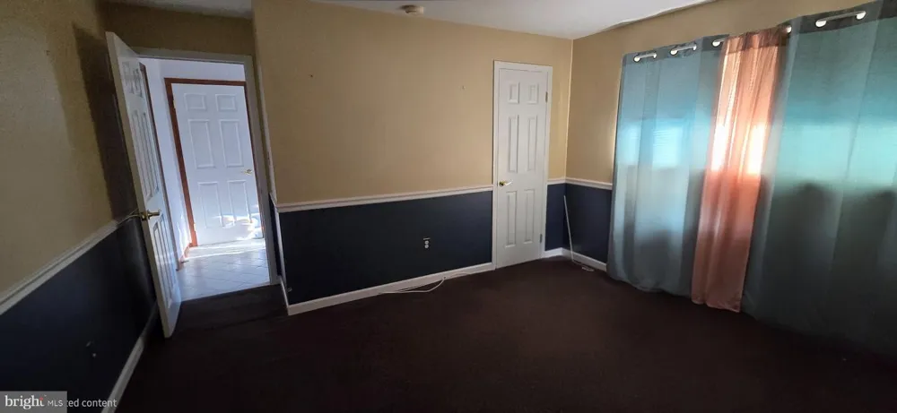 13 TUSCARORA CIRCLE Old Bridge, NJ 08857