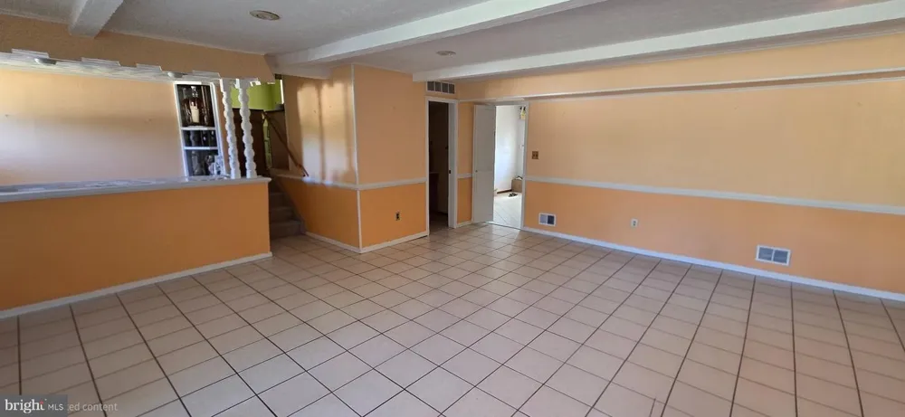 13 TUSCARORA CIRCLE Old Bridge, NJ 08857