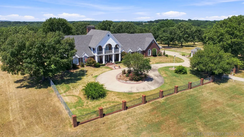 66235 S 320th Road Chouteau, OK 74337