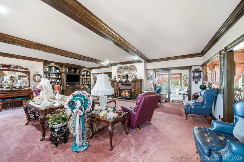 66235 S 320th Road Chouteau, OK 74337