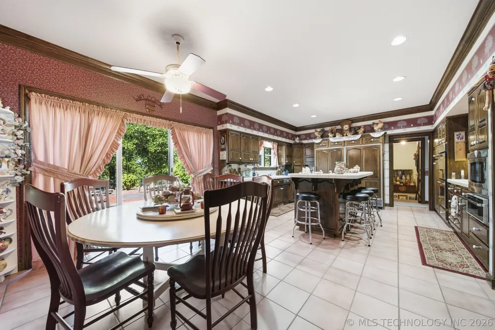 66235 S 320th Road Chouteau, OK 74337
