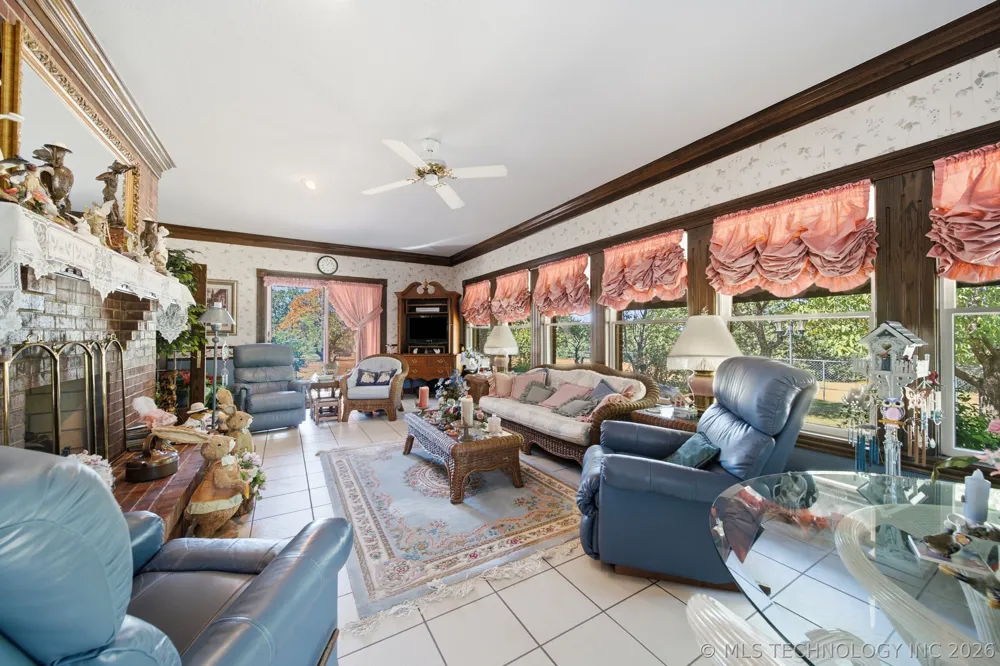 66235 S 320th Road Chouteau, OK 74337