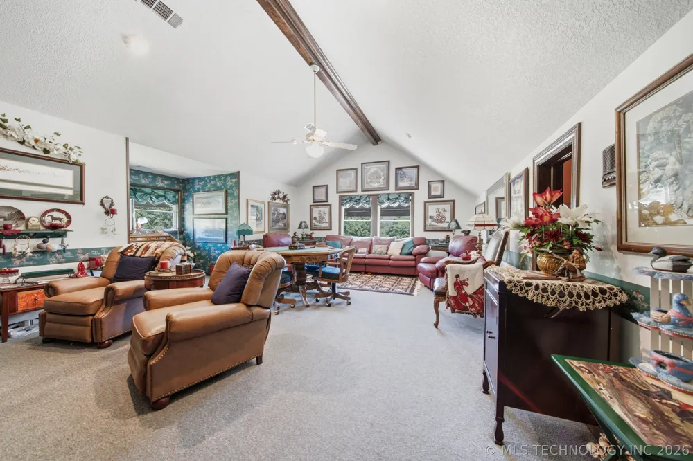 66235 S 320th Road Chouteau, OK 74337