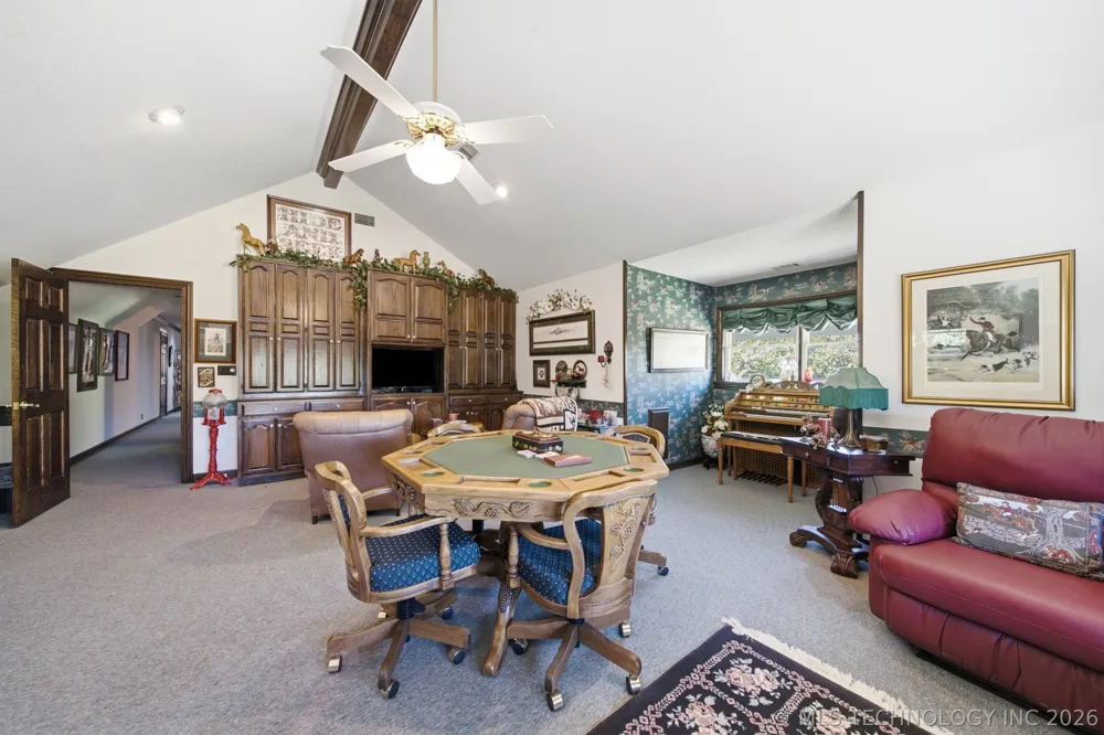 66235 S 320th Road Chouteau, OK 74337