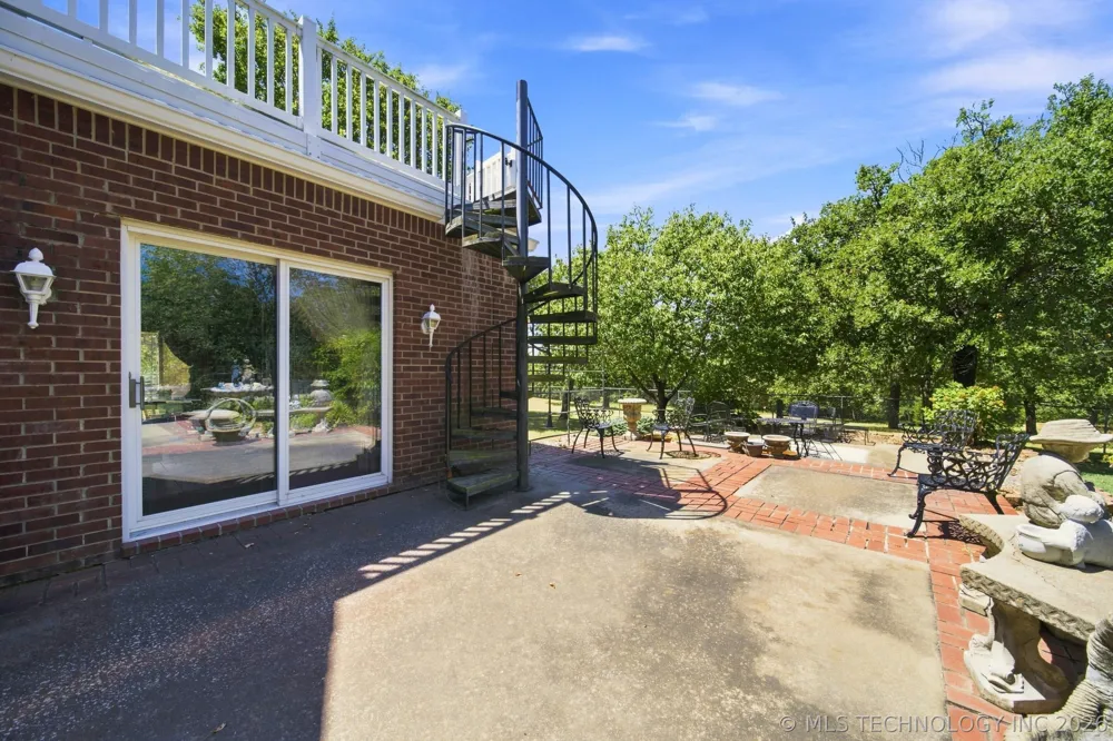 66235 S 320th Road Chouteau, OK 74337