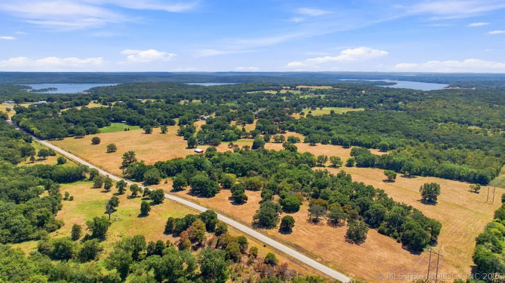 66235 S 320th Road Chouteau, OK 74337