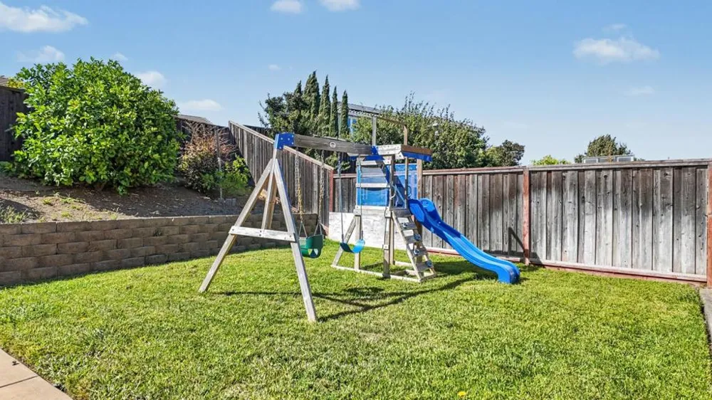 5006 Ridgefield Circle Fairfield, CA 94534