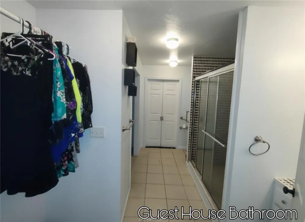 12863 Emu Lane North Zulch, TX 77872