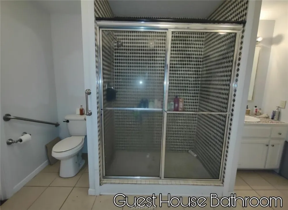 12863 Emu Lane North Zulch, TX 77872