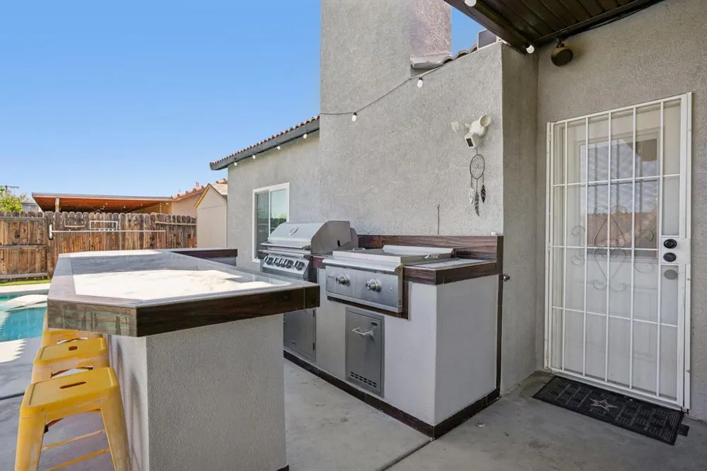 31422 Via Ventana Thousand Palms, CA 92276