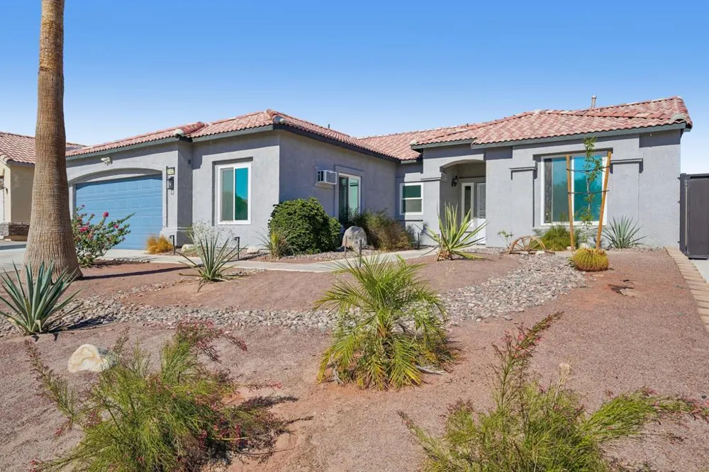 31422 Via Ventana Thousand Palms, CA 92276