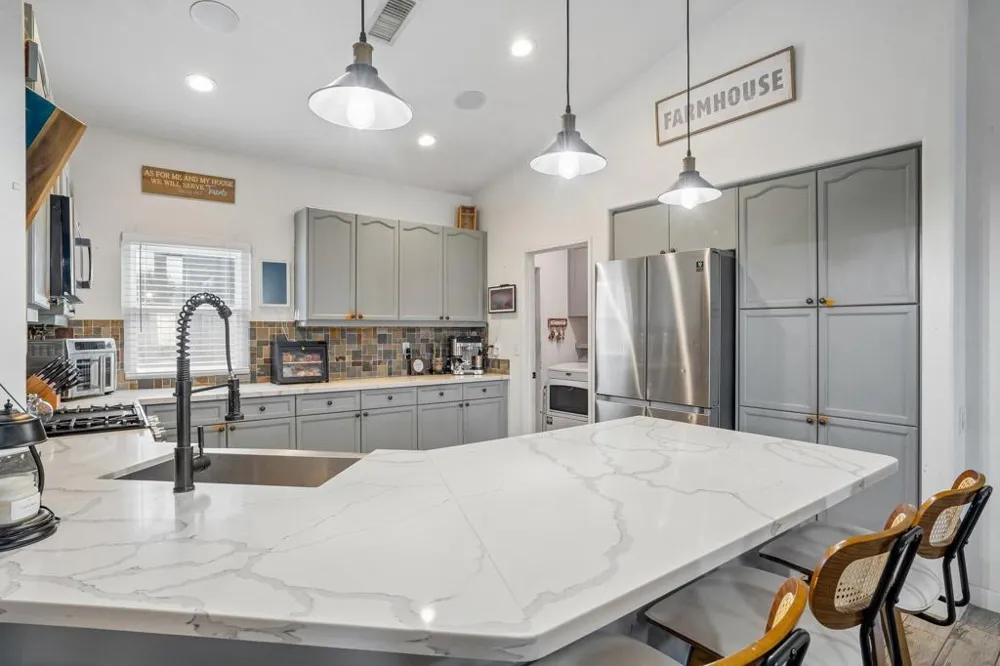 31422 Via Ventana Thousand Palms, CA 92276