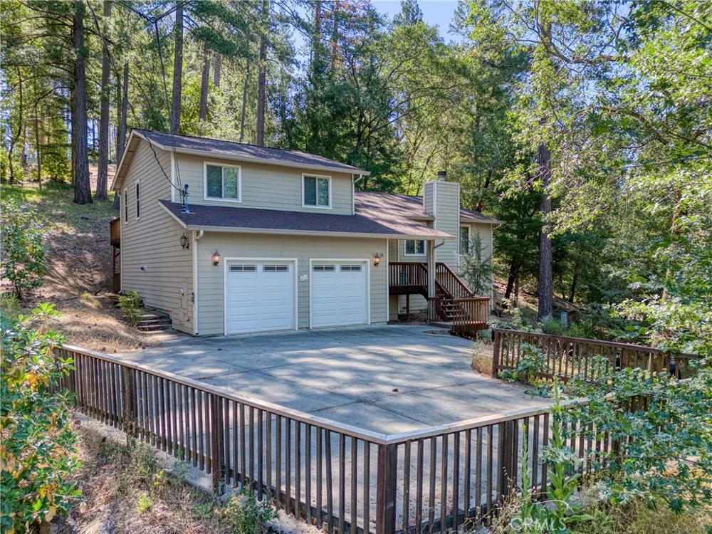 15800 Rainbow Cobb, CA 95426