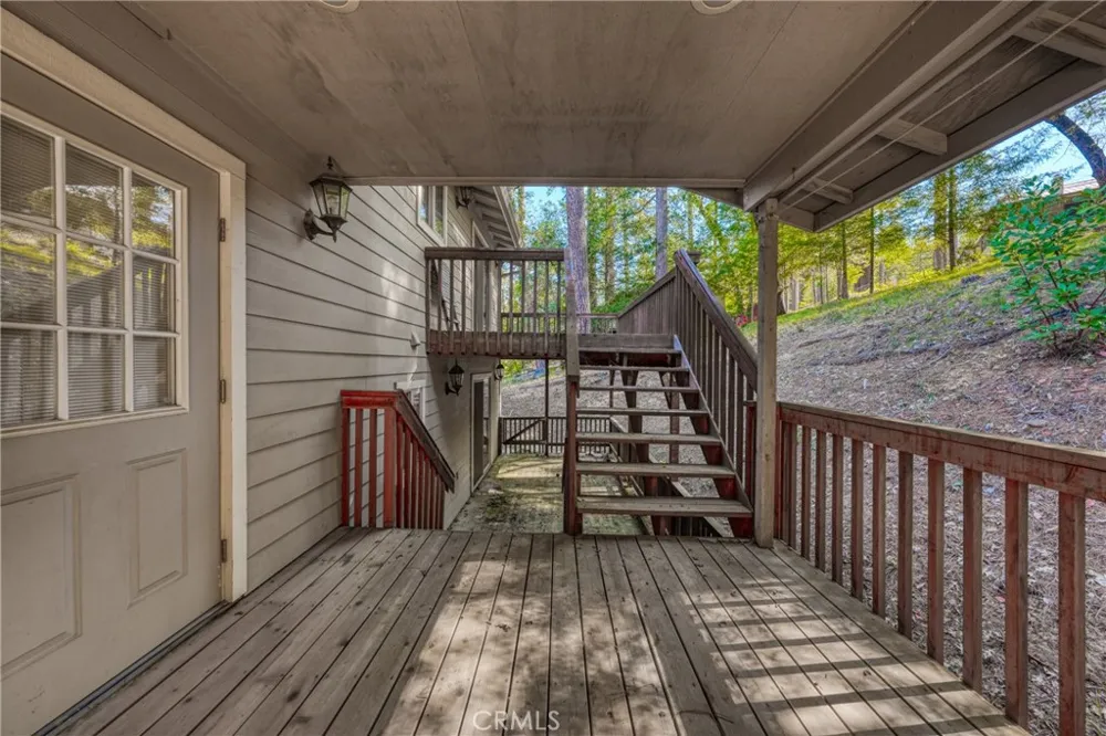 15800 Rainbow Cobb, CA 95426
