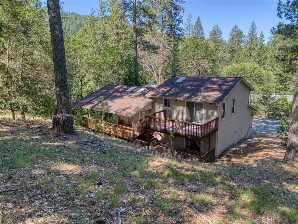 15800 Rainbow Cobb, CA 95426