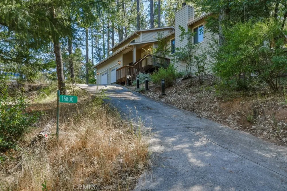 15800 Rainbow Cobb, CA 95426