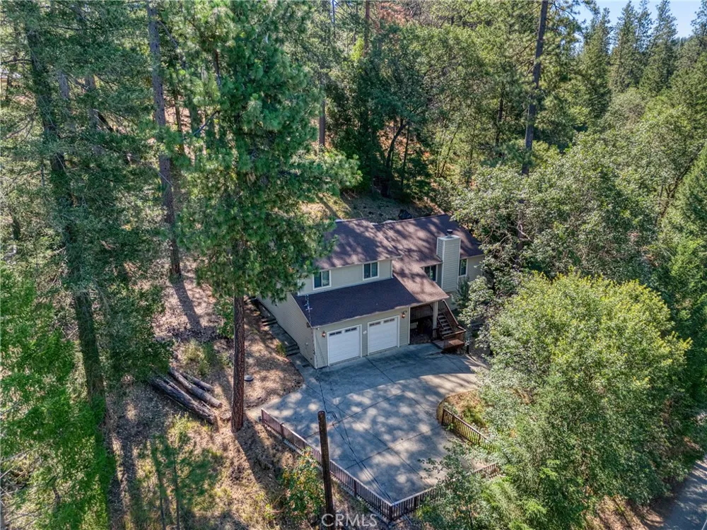 15800 Rainbow Cobb, CA 95426