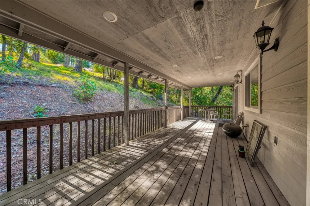 15800 Rainbow Cobb, CA 95426