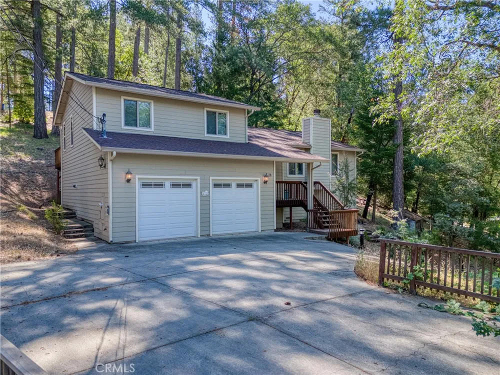 15800 Rainbow Cobb, CA 95426