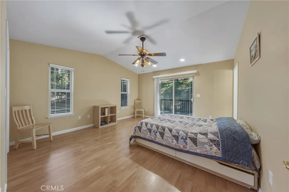 15800 Rainbow Cobb, CA 95426