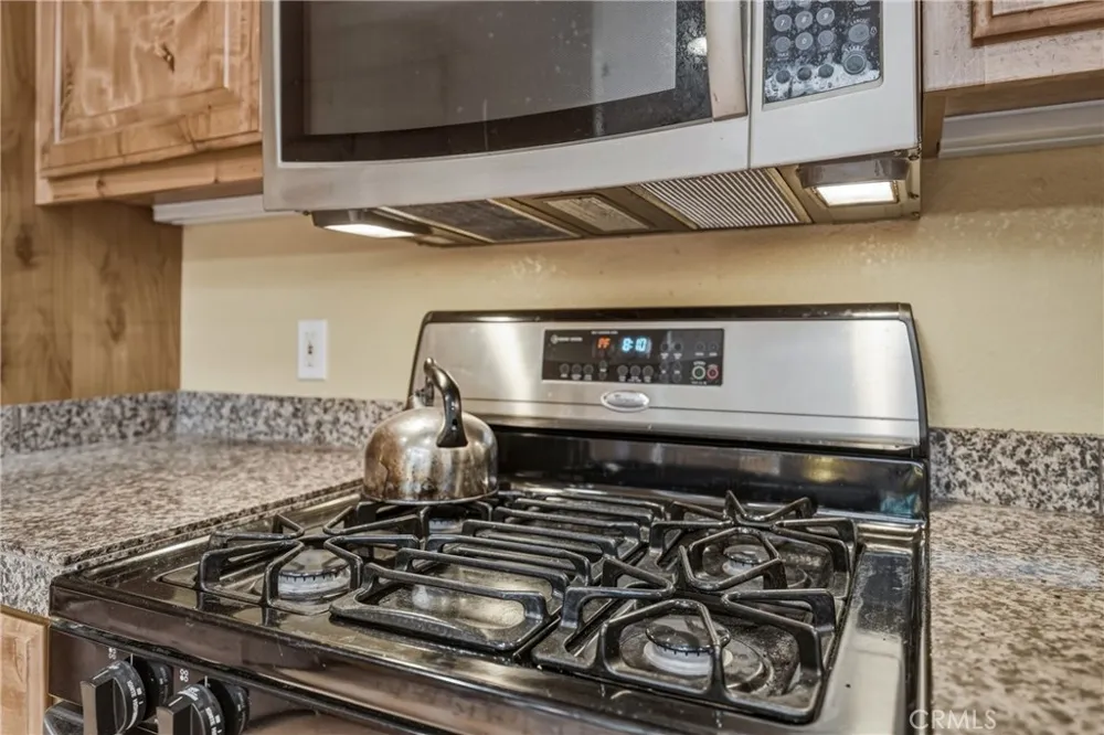 15800 Rainbow Cobb, CA 95426