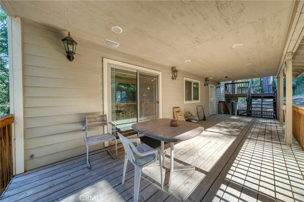 15800 Rainbow Cobb, CA 95426