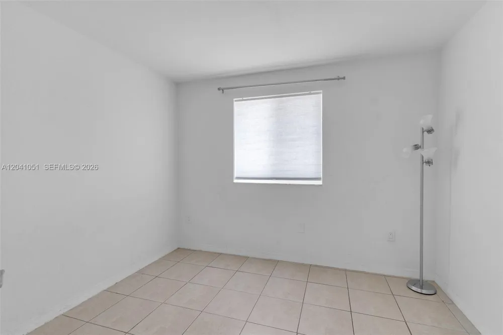 8826 W Flagler St #203 Miami, FL 33174