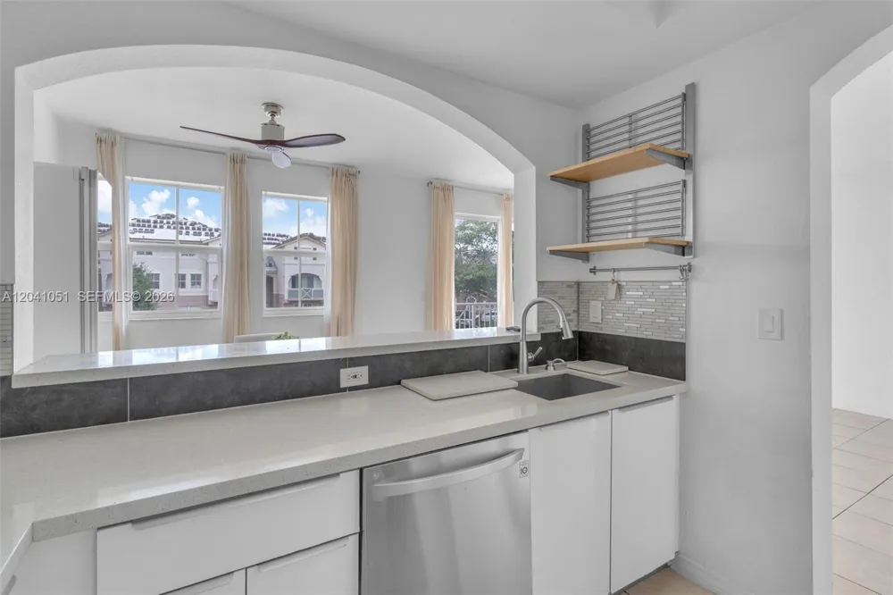8826 W Flagler St #203 Miami, FL 33174