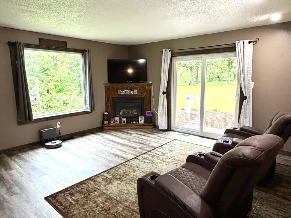 40439 230th Street Roseau, MN 56751
