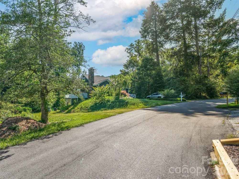 103 Aurora Drive #2 Asheville, NC 28805