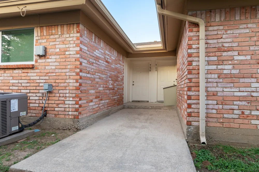 756 E Pecan Street #756 Hurst, TX 76053
