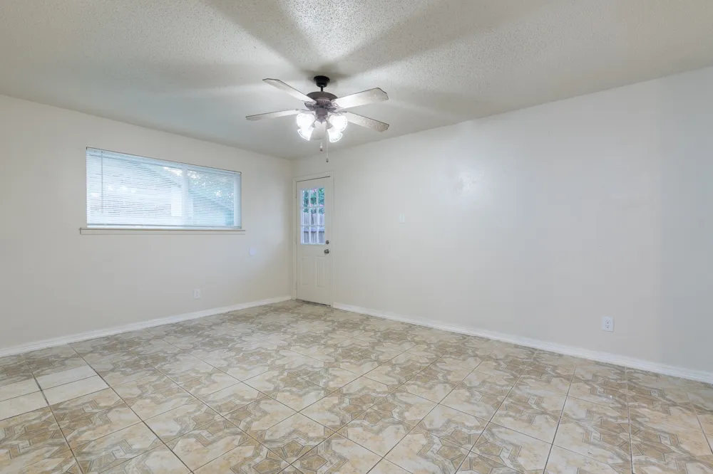 756 E Pecan Street #756 Hurst, TX 76053