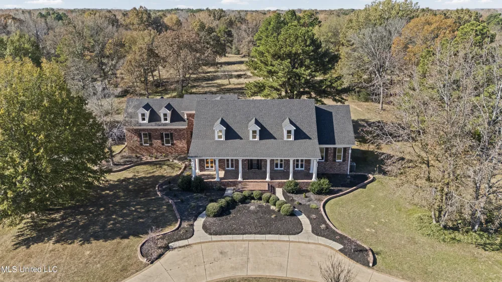 1594 Victoria Road Byhalia, MS 38611