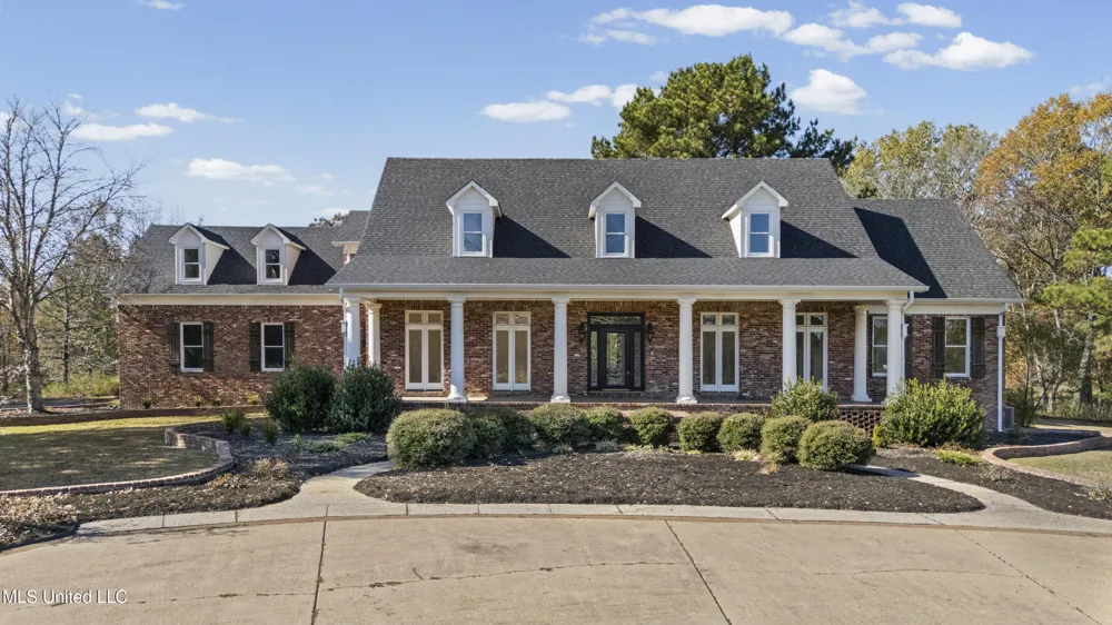 1594 Victoria Road Byhalia, MS 38611