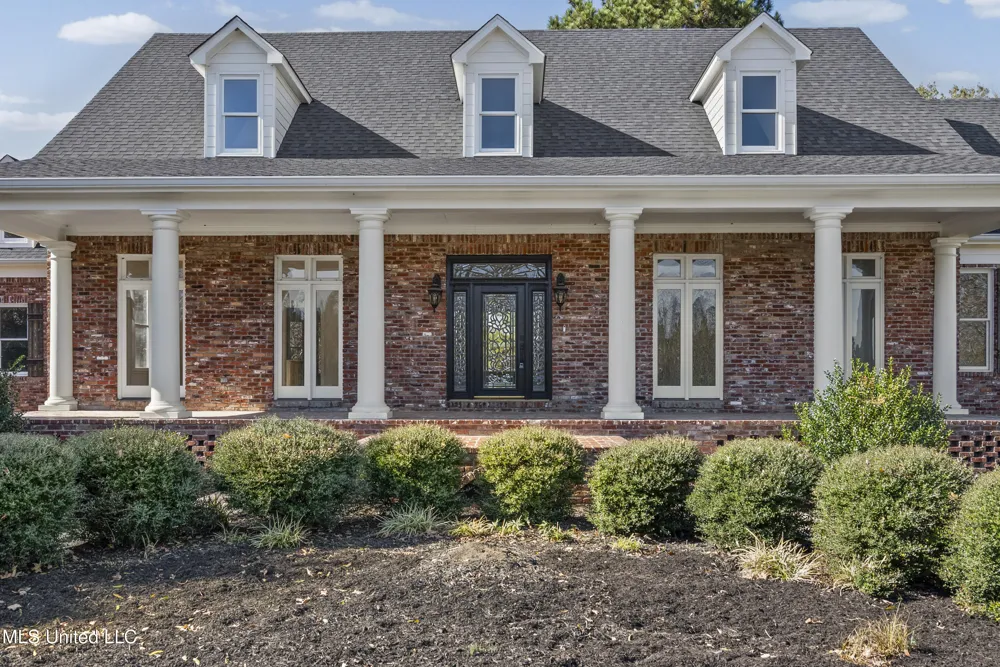 1594 Victoria Road Byhalia, MS 38611