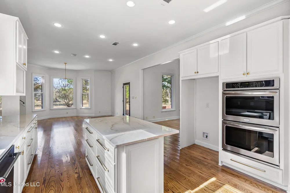 1594 Victoria Road Byhalia, MS 38611