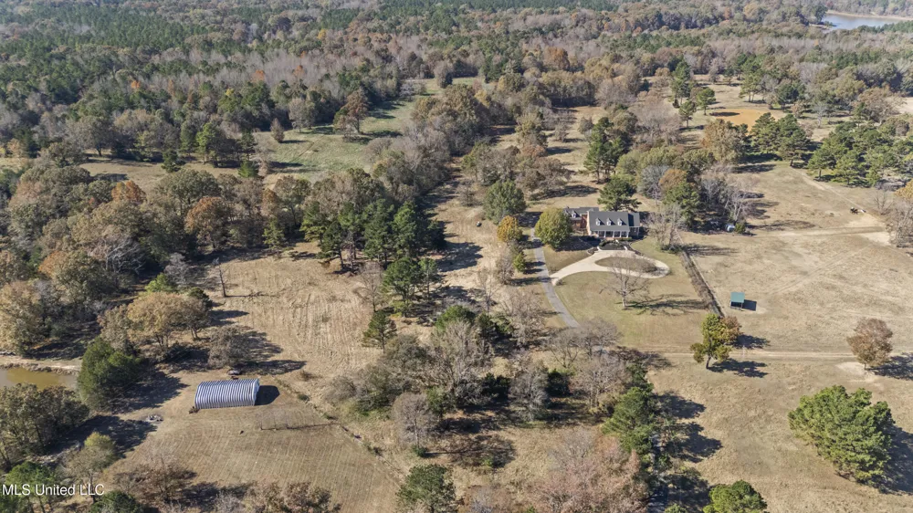 1594 Victoria Road Byhalia, MS 38611